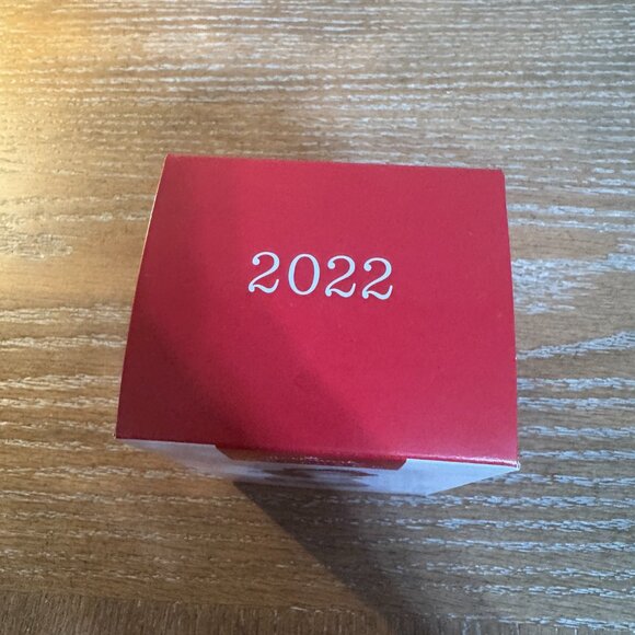 Hallmark Keepsake Ornament 2024 Snowtop Lodge Noelle T. Klaus New - Picture 5 of 5